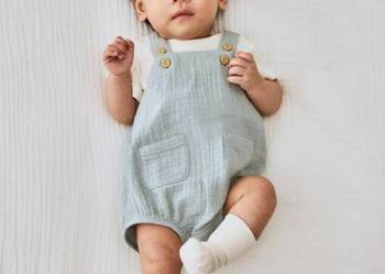 Komplet niemowlęcy body i rompers muślinowy H&M 56 niebieski biały kombinez
