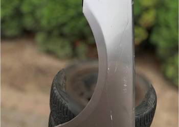 Błotnik lewy BMW E60 E61 lakier nie znany części Czarna Opona