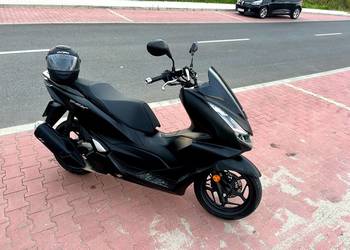 Honda pcx 2023 abs przebieg 11 tys!!!!!!