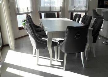 Pikowane tapicerowane krzesło z kołatką hampton glamour