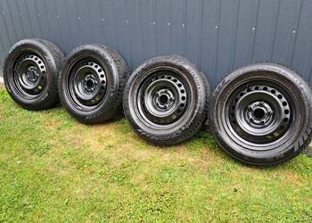 Opony zimowe Nexen 205/60/16 na felgach stalowych 16"