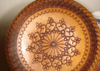 drewniany talerzyk dekoracyjny PRL