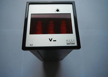 N2-4 Cyfrowy woltomierz Lumel Nixie zakres 0-200V 220VAC