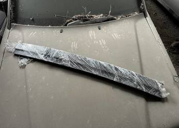 BMW X3 E83 przedlift listwa tylnej klapy