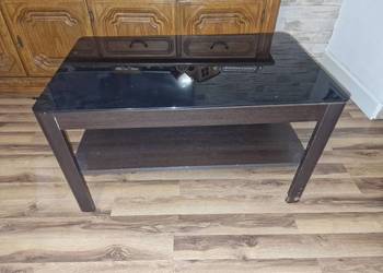 Masywny stolik kawowy
