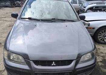 Mitsubishi Space Star 1.6B Części nie sprzedajemy Aut w Całości tylko Częśc
