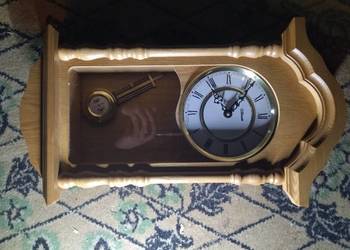 Replika starego zegara.