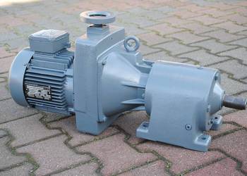 Motoreduktor 1.5kw. z regulacją 21-105obr/min. SEW.