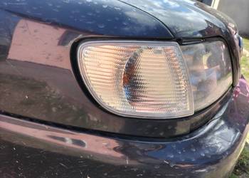KIERUNKOWSKAZ MIGACZ PRAWY AUDI A6C4 A6 C4
