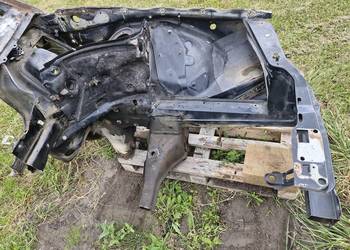 mercedes 124 ćwiartka lewa przód