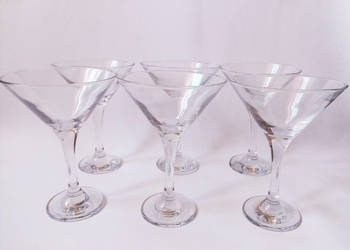 6 kieliszków do martini
