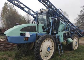 Berthoud Boxer 3000 30m GPS Wypinanie Sekcji Opryskiwacz Samojezdny