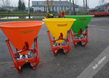 Nowy Rozsiewacz do nawozów lejek 6 łopatek #5 Transport