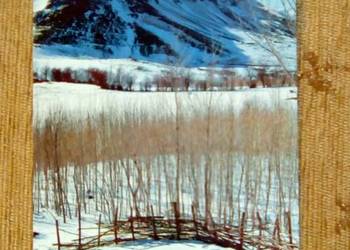 WIDOK ZIMOWY NA GÓRY W KURDYSTANIE