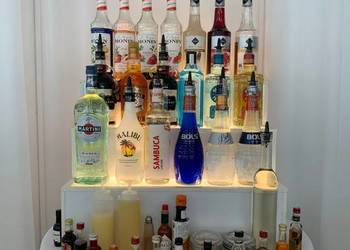 Wystawka podświetlana na alkohole