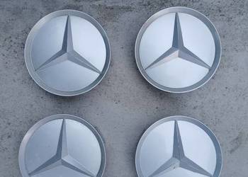 Komplet oryginalnych dekielków Mercedes 2014010225