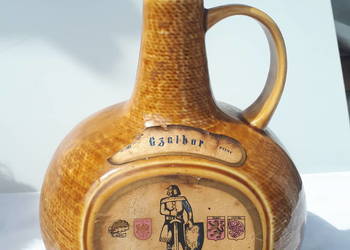 Ceramiczna butelka po miodzie pitnym „Czcibor”