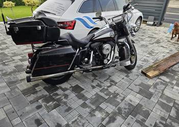 Harley Davidson bezwypadkowy cały w oryginale. Cena okazyjna.