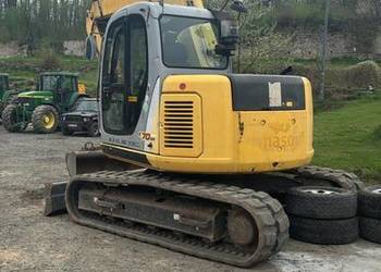 Koparka NEW HOLLAND KOBELCO E 70 SR