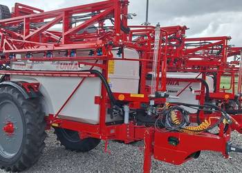 Opryskiwacz polowy ciągany Unia Egret 3021- 3000l belka 21m