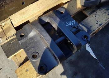 UCHWYT NEW HOLLAND T8.320 ZACZEP