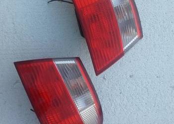 Fiat Albea Lewa prawa lampa tylna