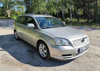Toyota Avensis T25 Kombi 1.6 Benzyna, klimatyzacja, hak