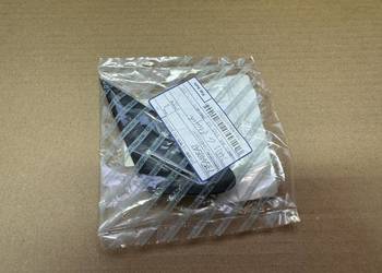 Zaślepka trójkąt błotnika przód prawy rh Fiat garnde Punto 735438113 Zaślepka trójkąt błotnika przód prawy rh Fiat garnde Punto 735438113