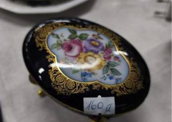 porcelanowe puzderko