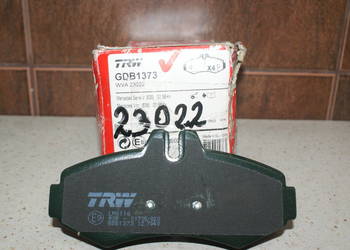 GDB1373 - TRW - KLOCKI HAMULC. MERCEDES VITO 98-03