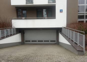 Wynajmę miejsce postojowe ul. Baczyńskiego 6 w Łomiankach