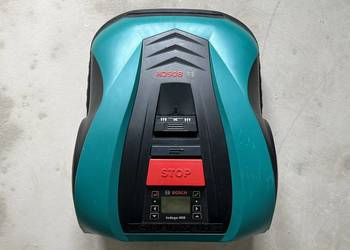Automatyczna kosiarka / Robot koszący Bosch INDEGO 400 + Garaż