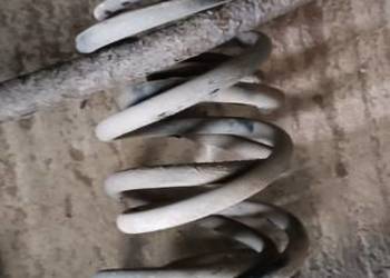 Sprężyny Tył Renault Trafic - komplet