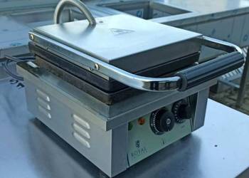Gofrownica elektryczna -- Kratka 4x6 - Mc 340.O