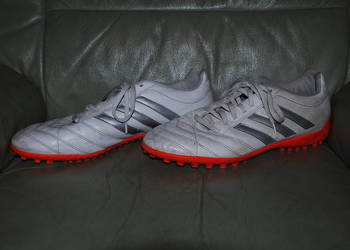 Buty pikarskie Adidas, rozmiar 44