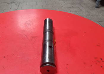 50833091 Sworzeń osi płaskiej ciągnik URSUS C360