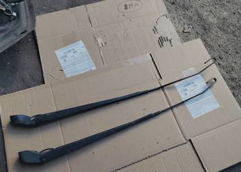 RAMIĘ WYCIERACZKI  CITROEN XSARA PICASSO