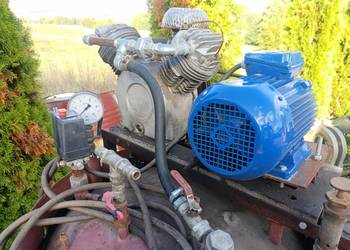 Kompresor 2 tłoki silnik 400V Kompresor 2 tłoki silnik 400V