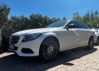 Mercedes BENZ C200 w205