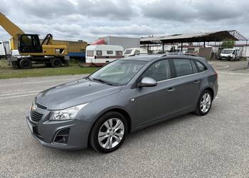 Chevrolet Cruze 1.4 BENZYNA Klimatronik Nawigacja Kamera Tempomat Skóry HAK