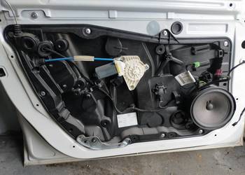 Mercedes CLA w117 podnośnik szyby silniczek glosnik drzwi kierowcy