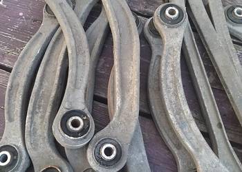 CHRYSLER PACIFICA WAHACZ TYLNY 04-08 R