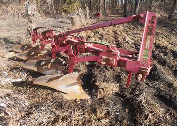 Pług unia tur resor 4+ nie kverneland