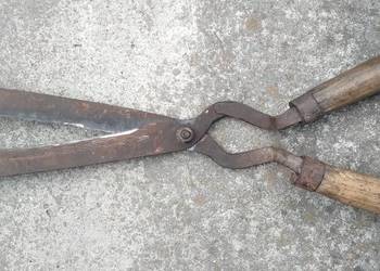 Zabytkowe przedwojenne nożyce do żywopłotu Zabytkowe przedwojenne nożyce do żywopłotu