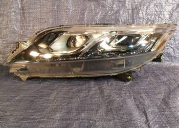 Mitsubishi Eclipse Cross reflektor prawy przedni lampa prawa przód