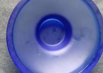 Skandynawski świecznik - tealight, szkło kobaltowe.