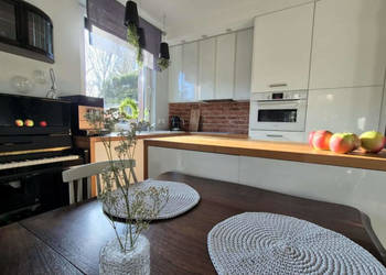 3-pokojowe mieszkanie z dużym ogródkiem+2 miejsca postojowe w garażu