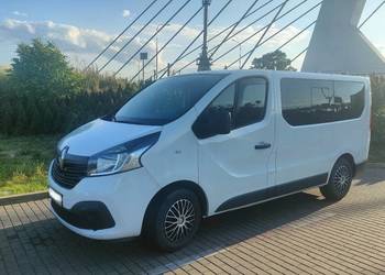 Najtanszy w PL Renault Trafic 9 miejsc 2018r Niski przebieg Doinwestowany