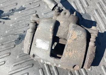 Zacisk hamulcowy jarzmo prawy przód peugeot 307