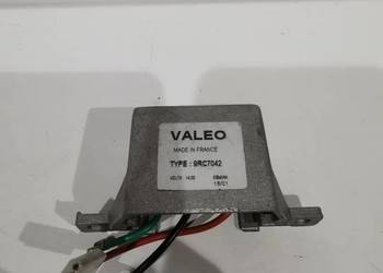 Regulator alternatora NOWY napięcia 9rc7042 Valeo Ford audi części